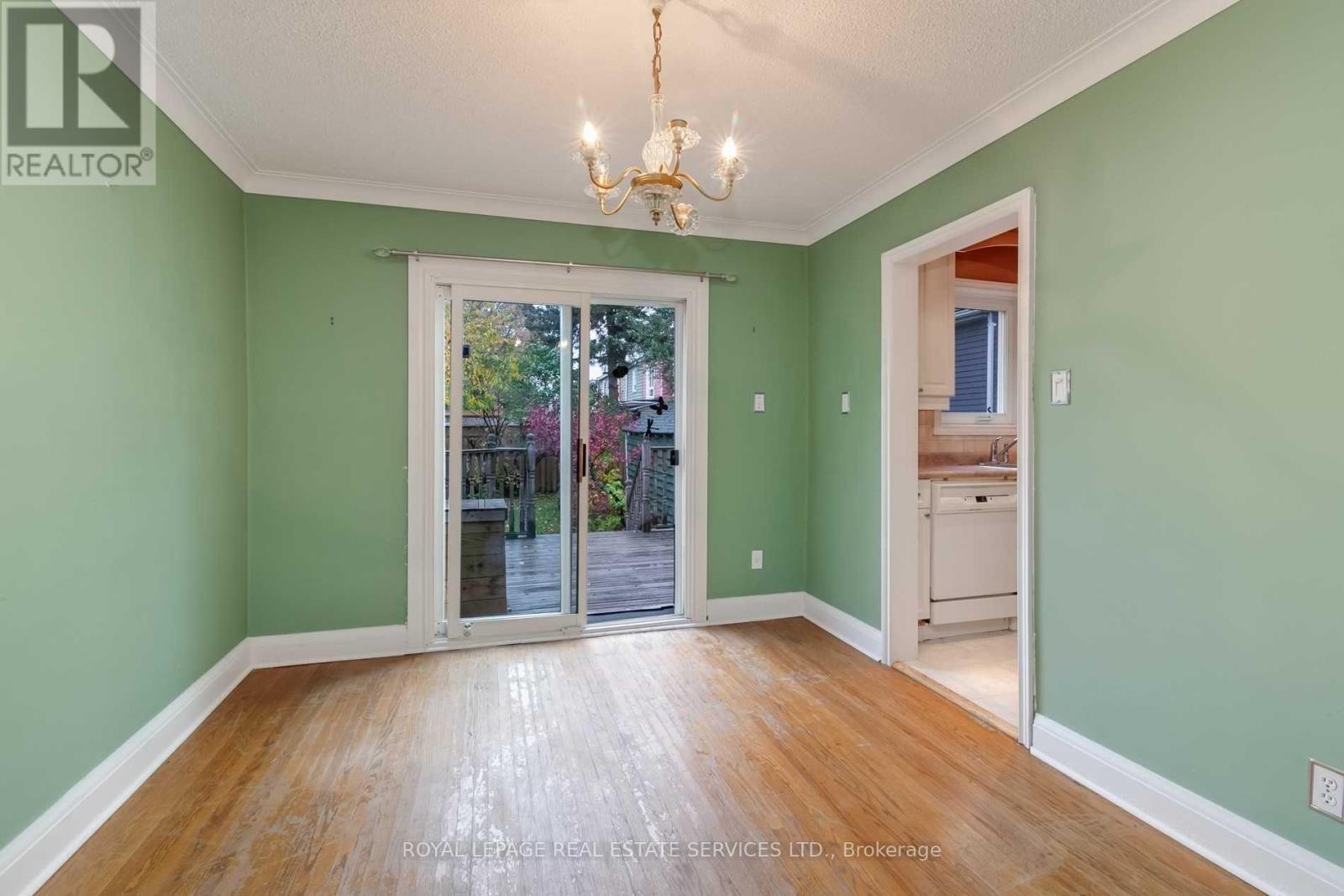 291 Sammon Avenue, Toronto, Ontario  M4J 1Z9 - Photo 10 - E12575066