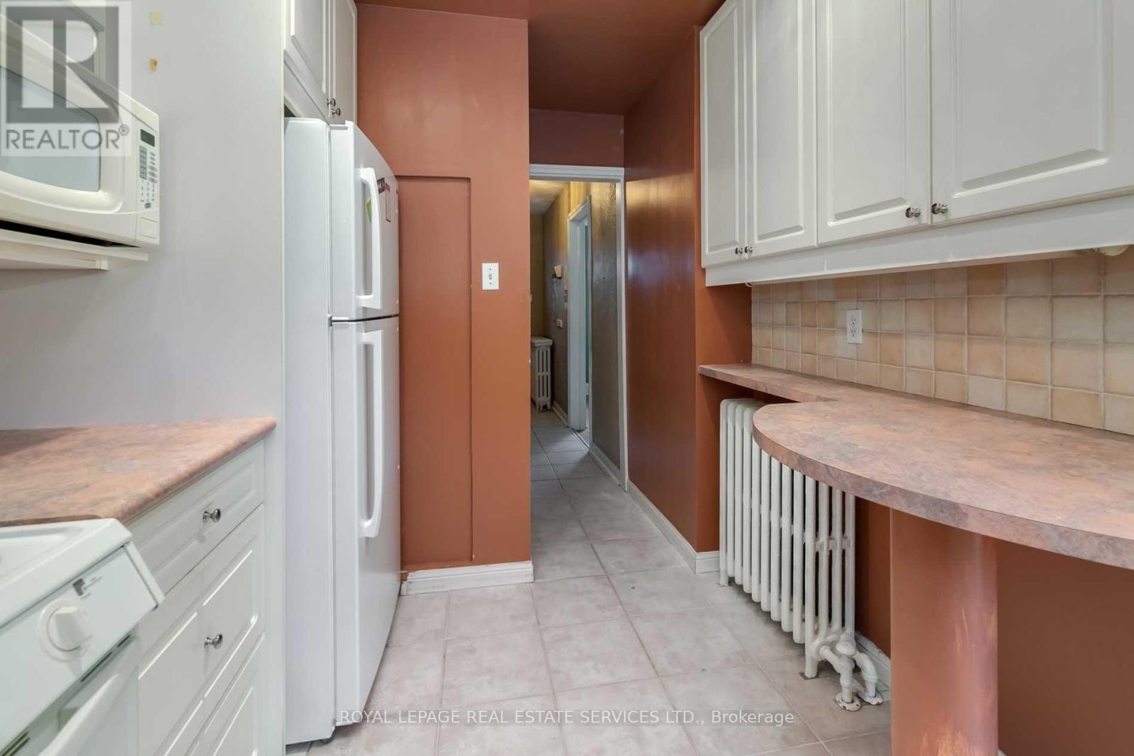 291 Sammon Avenue, Toronto, Ontario  M4J 1Z9 - Photo 16 - E12575066