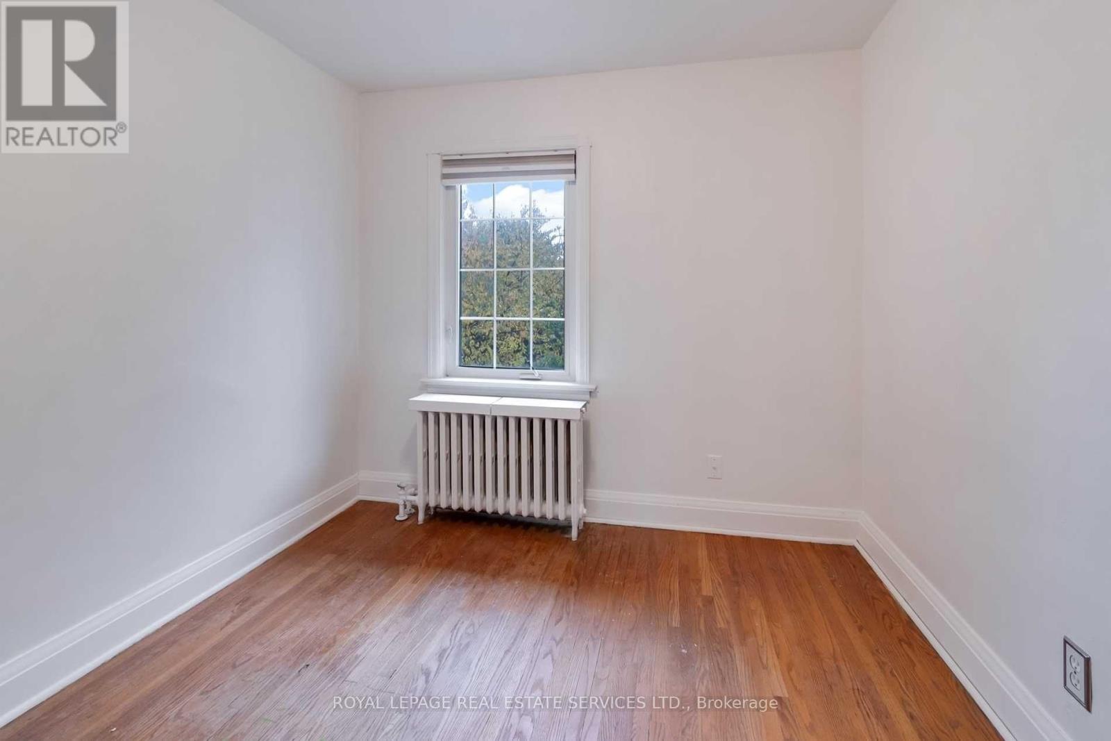 291 Sammon Avenue, Toronto, Ontario  M4J 1Z9 - Photo 19 - E12575066