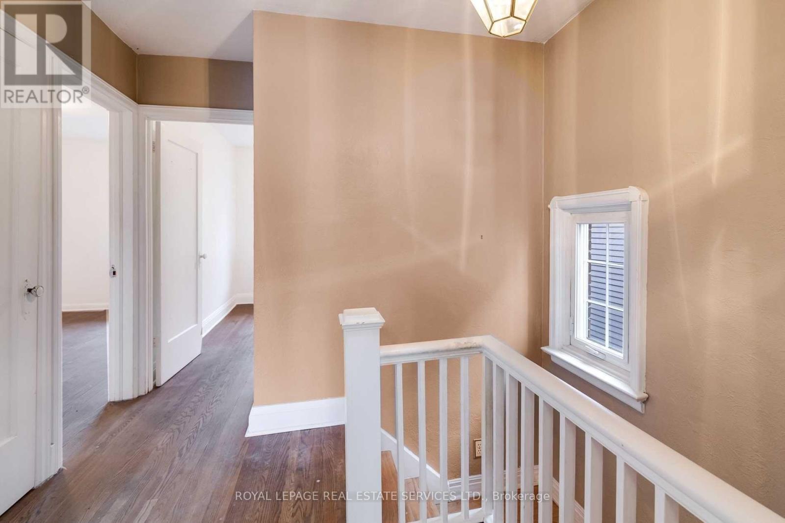 291 Sammon Avenue, Toronto, Ontario  M4J 1Z9 - Photo 21 - E12575066