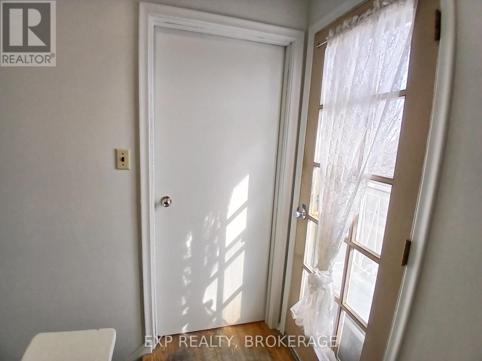 16 Daly Street, Kingston, Ontario  K7K 4Y9 - Photo 34 - X12575208