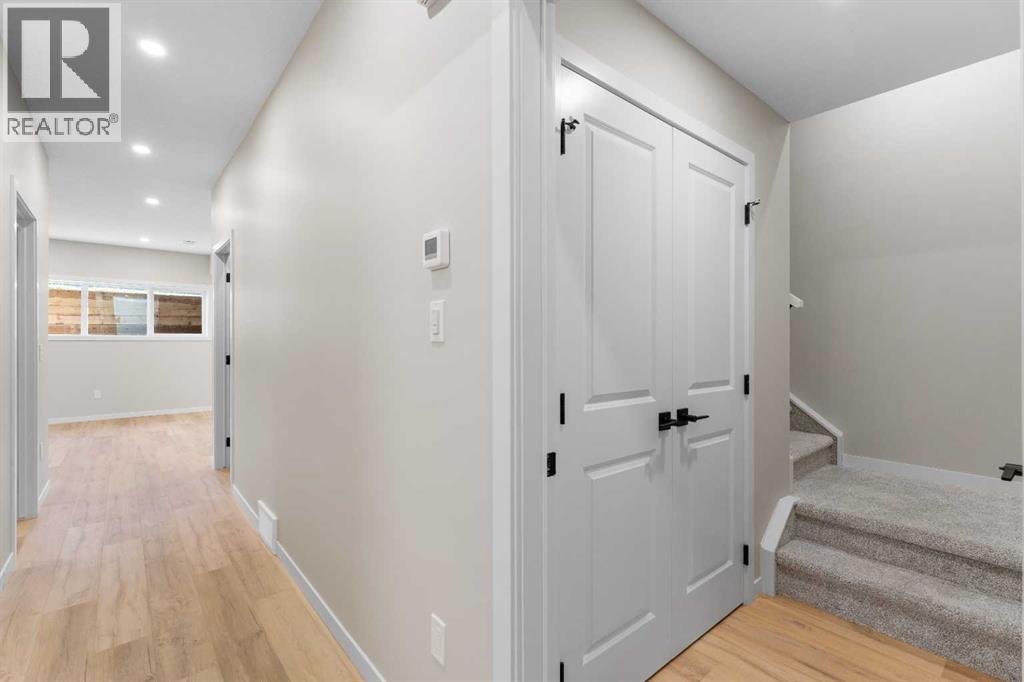 4610 84 Street Nw, Calgary, Alberta T3B 2P5 - Photo 33 - A2266725