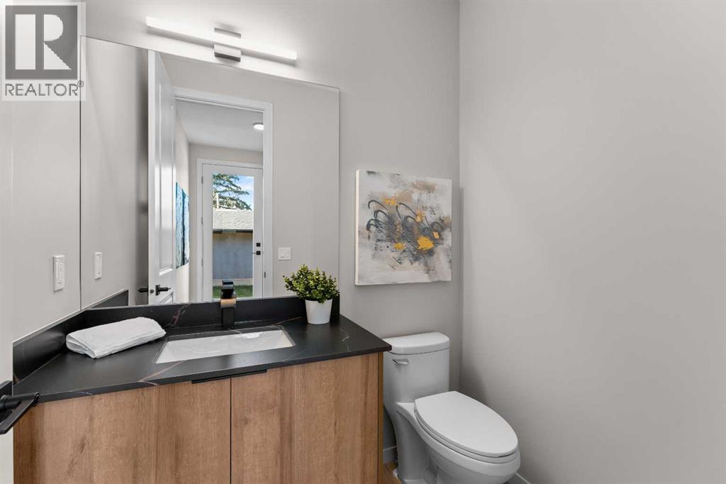 4610 84 Street Nw, Calgary, Alberta T3B 2P5 - Photo 19 - A2266725