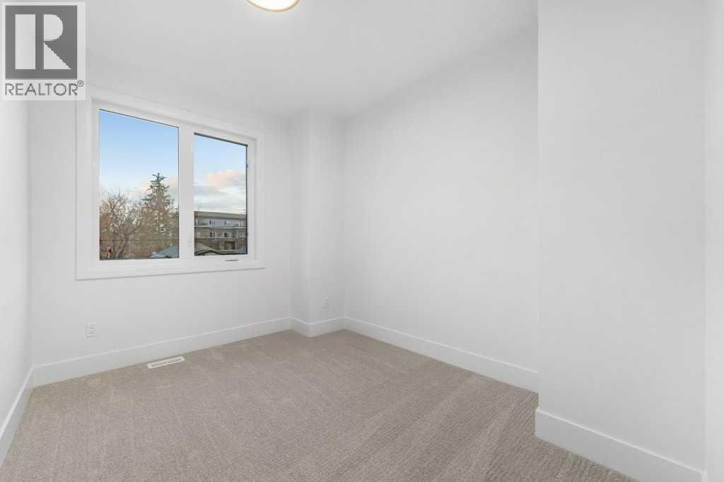 321 18 Avenue Nw, Calgary, Alberta  T2M 0T4 - Photo 31 - A2271889