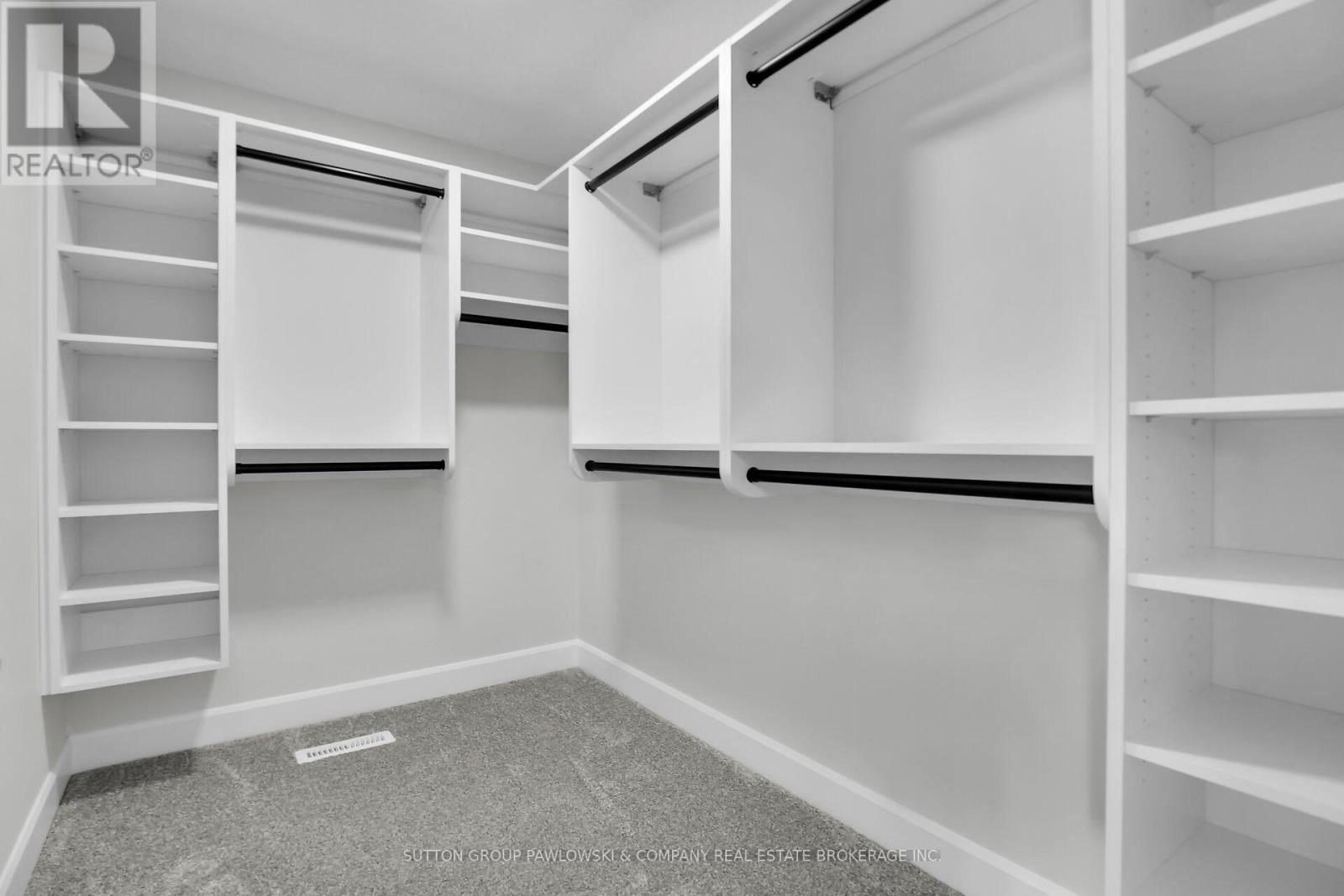 418 Old Wonderland Road, London South, Ontario  N6K 3R2 - Photo 21 - X12575130