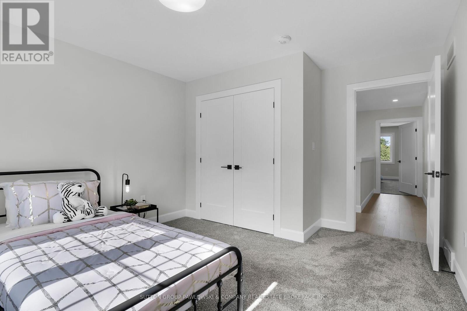 418 Old Wonderland Road, London South, Ontario  N6K 3R2 - Photo 23 - X12575130