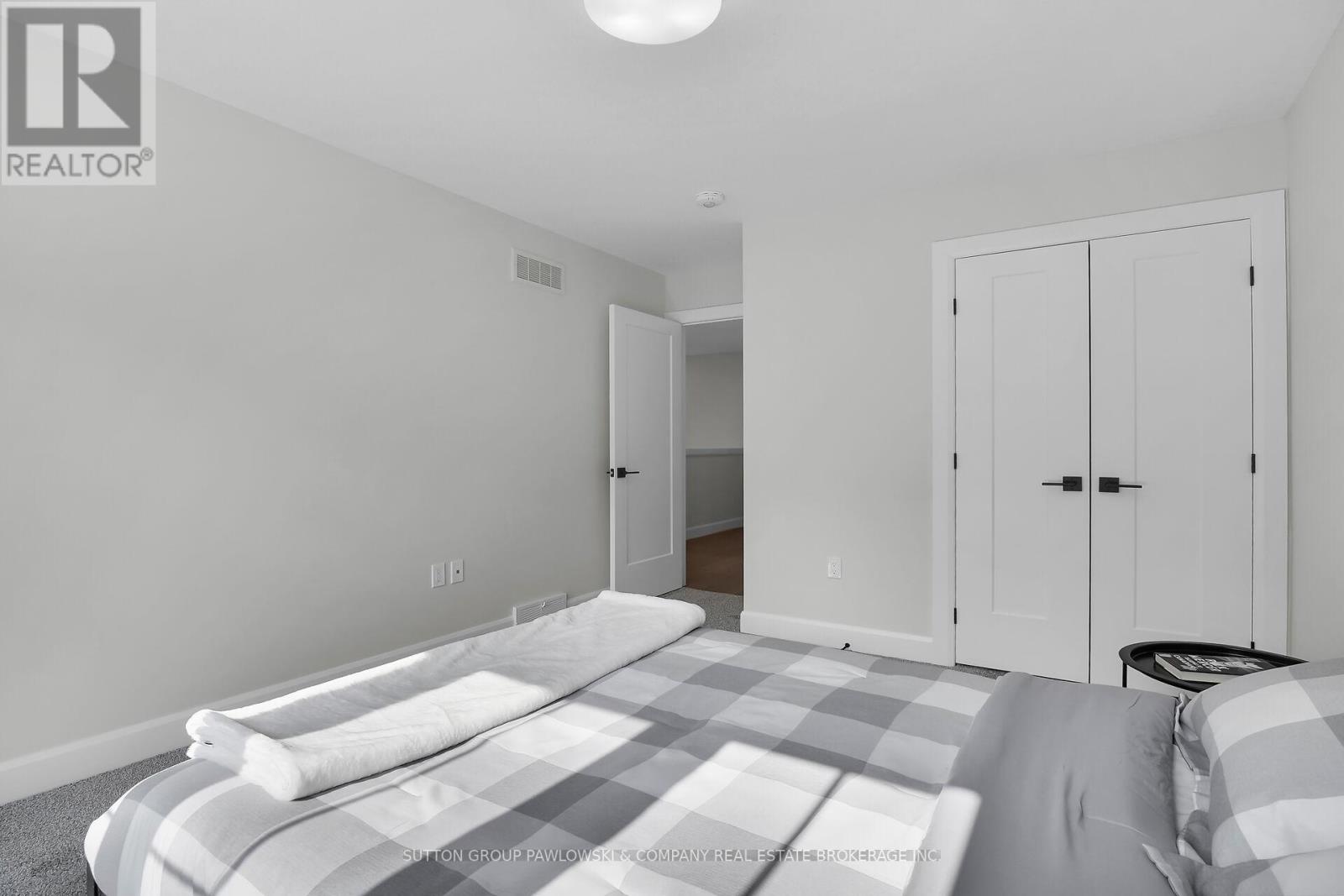 418 Old Wonderland Road, London South, Ontario  N6K 3R2 - Photo 25 - X12575130