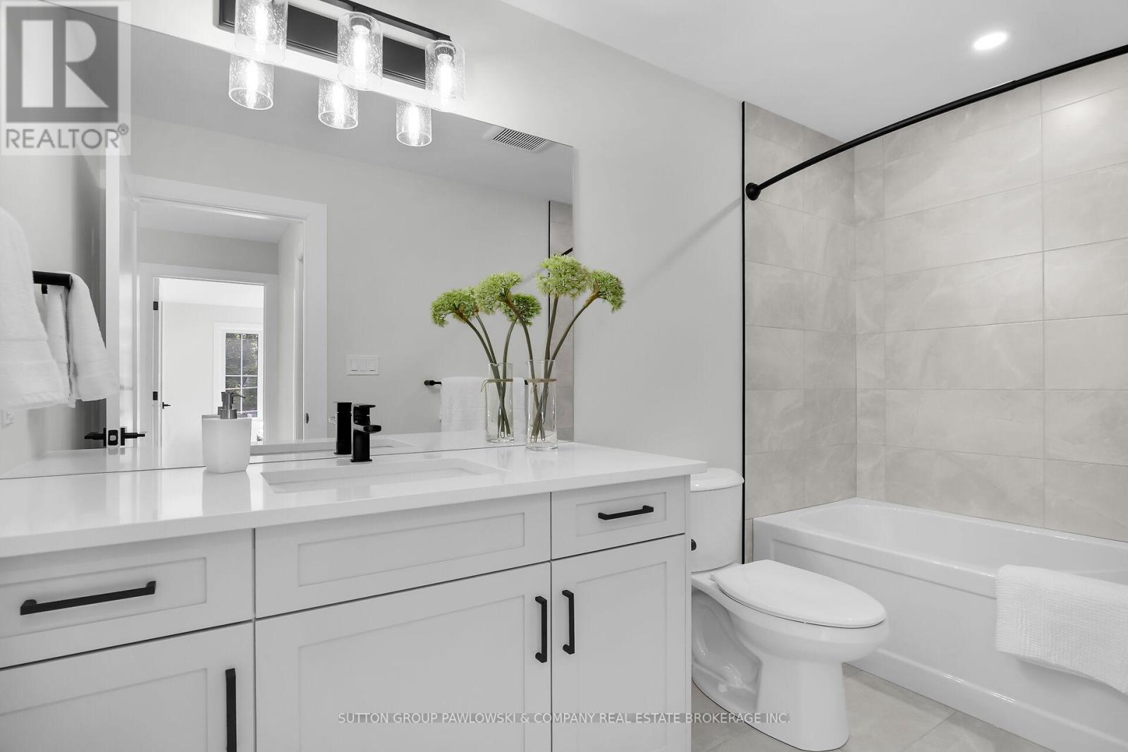 418 Old Wonderland Road, London South, Ontario  N6K 3R2 - Photo 26 - X12575130