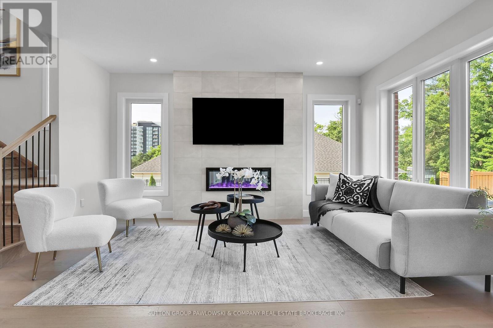 418 Old Wonderland Road, London South, Ontario  N6K 3R2 - Photo 6 - X12575130