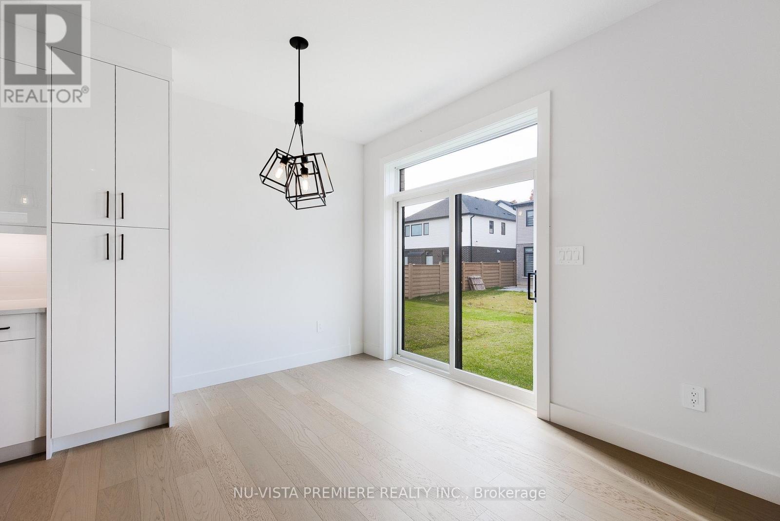 1689 Brayford Avenue, London South, Ontario  N6K 0H1 - Photo 14 - X12575274