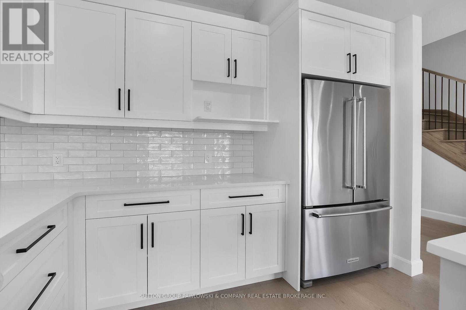 422 Old Wonderland Road, London South, Ontario  N6K 3R2 - Photo 15 - X12575278