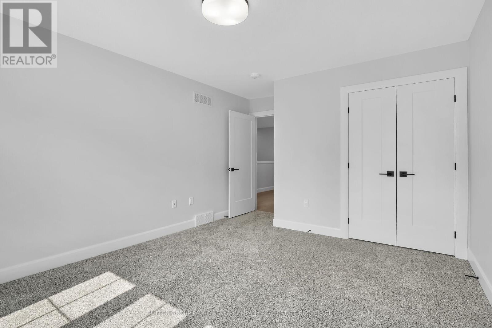 422 Old Wonderland Road, London South, Ontario  N6K 3R2 - Photo 27 - X12575278