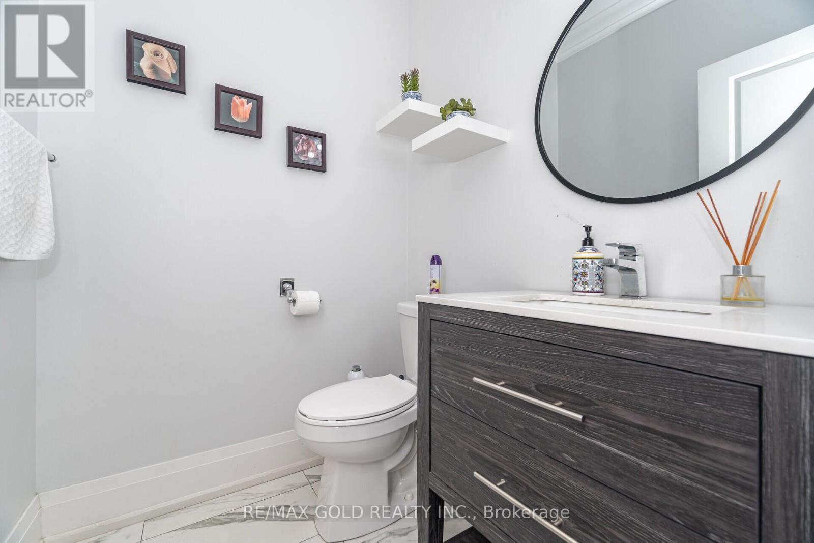 10 Donnan Drive W, New Tecumseth, Ontario  L0G 1W0 - Photo 11 - N12575048