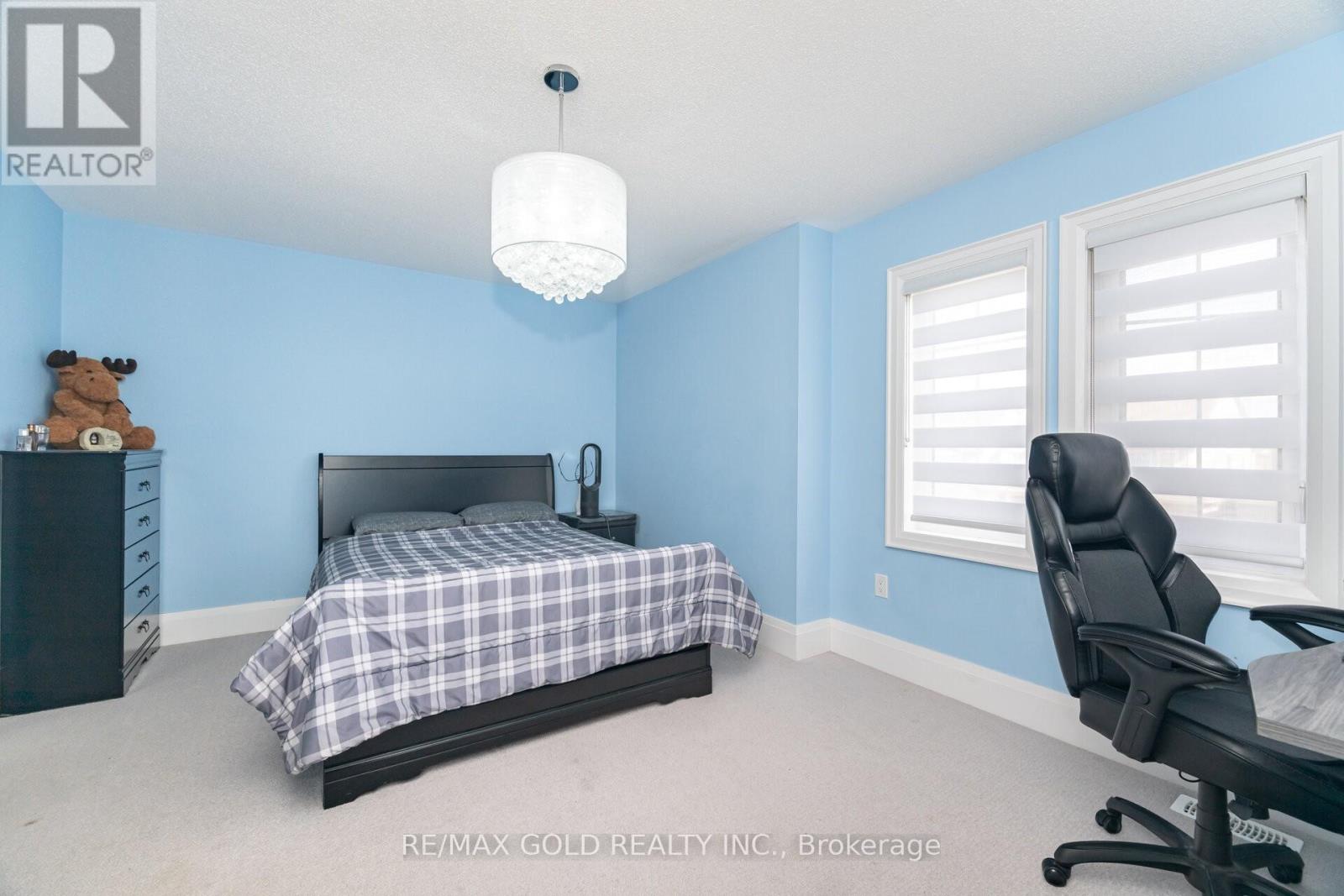 10 Donnan Drive W, New Tecumseth, Ontario  L0G 1W0 - Photo 17 - N12575048