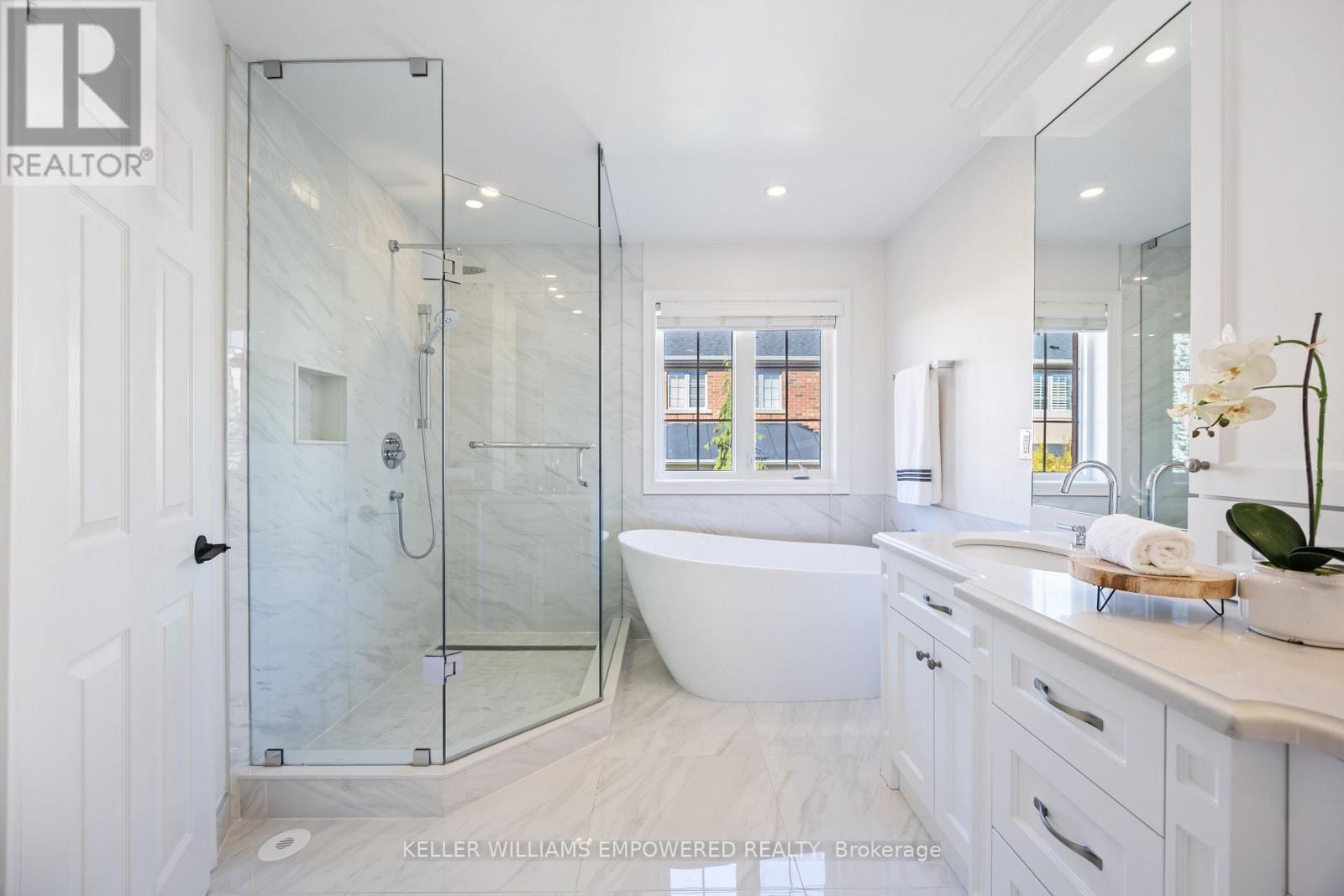 109 Legends Way, Markham, Ontario  L3R 6A6 - Photo 20 - N12575064