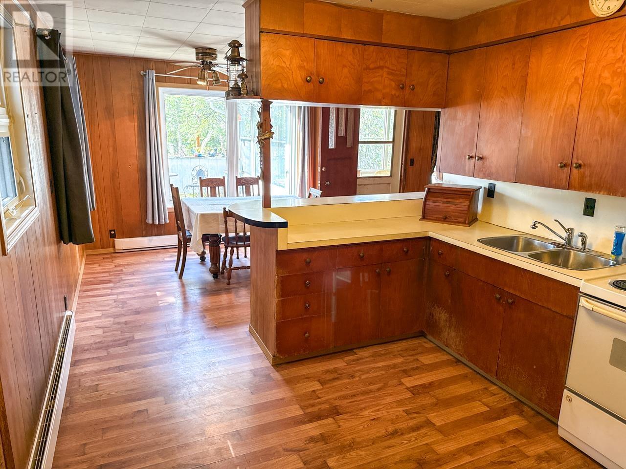 6 Woodpecker Hill, Sioux Narrows, Ontario  P0X 1N0 - Photo 4 - TB252682