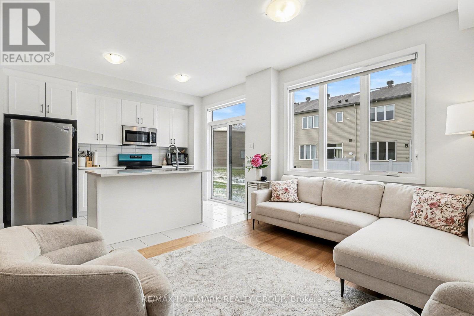 201 Gerry Lalonde Dr. Drive, Ottawa, Ontario  K4A 0Y4 - Photo 4 - X12575106