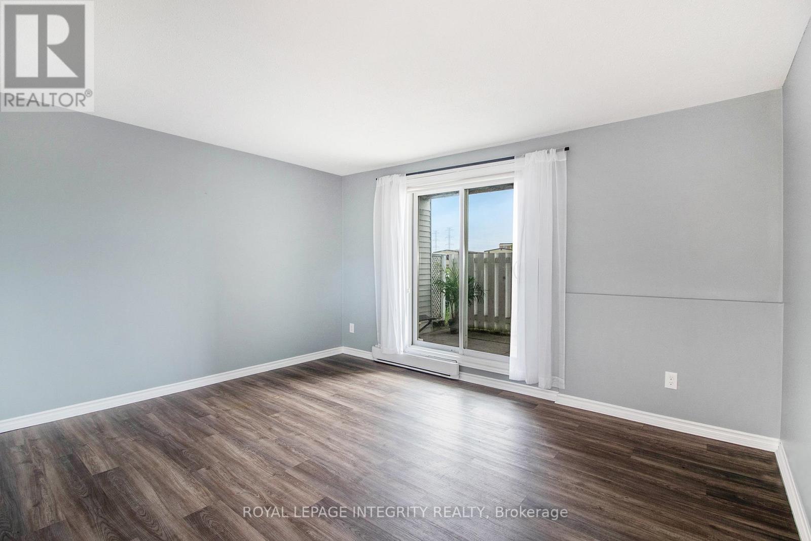 108 - 212 Viewmount Drive, Ottawa, Ontario  K2E 7X2 - Photo 12 - X12575150