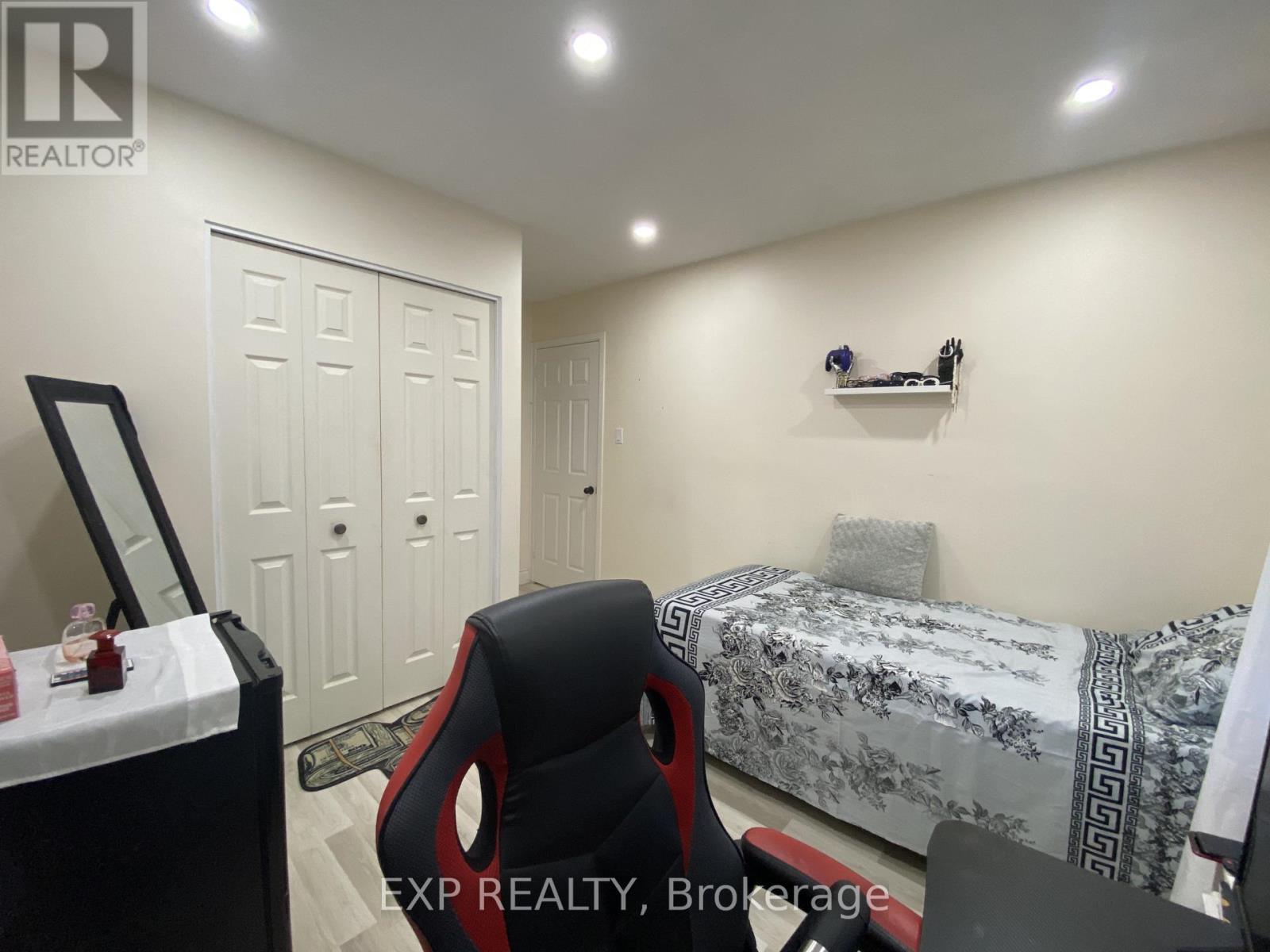 415 Kintyre Private, Ottawa, Ontario  K2C 3M9 - Photo 28 - X12575226