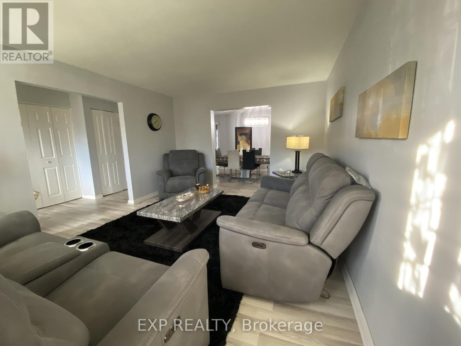 415 Kintyre Private, Ottawa, Ontario  K2C 3M9 - Photo 5 - X12575226