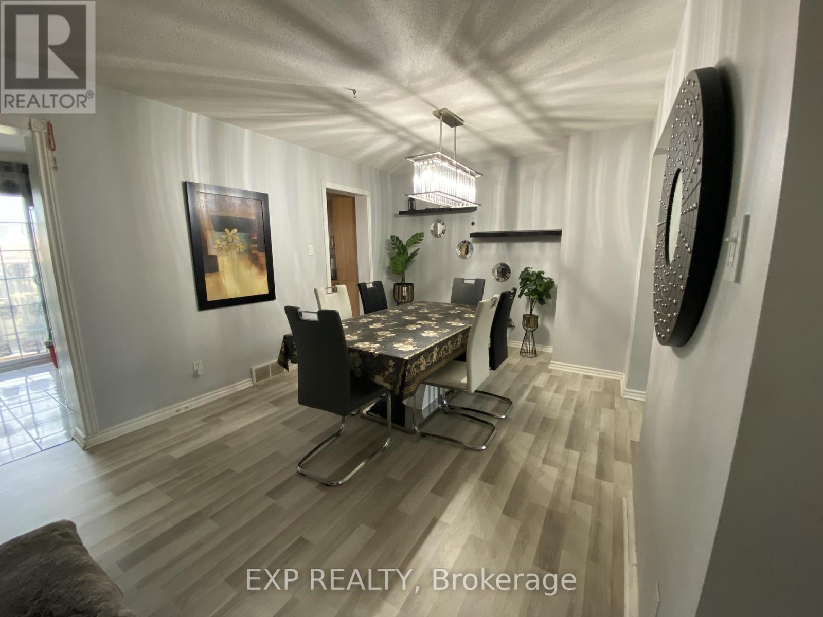 415 Kintyre Private, Ottawa, Ontario  K2C 3M9 - Photo 6 - X12575226