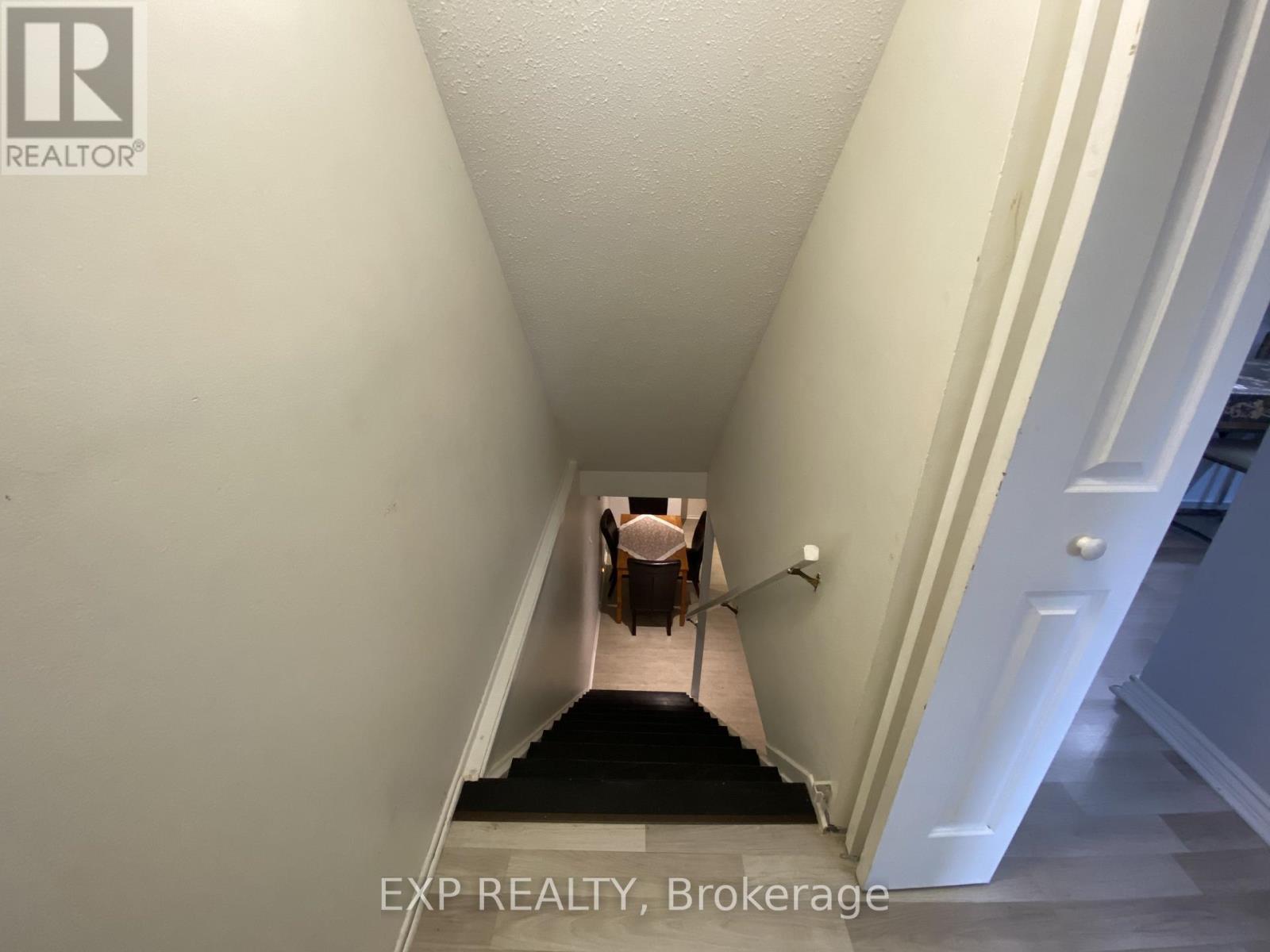 415 Kintyre Private, Ottawa, Ontario  K2C 3M9 - Photo 8 - X12575226