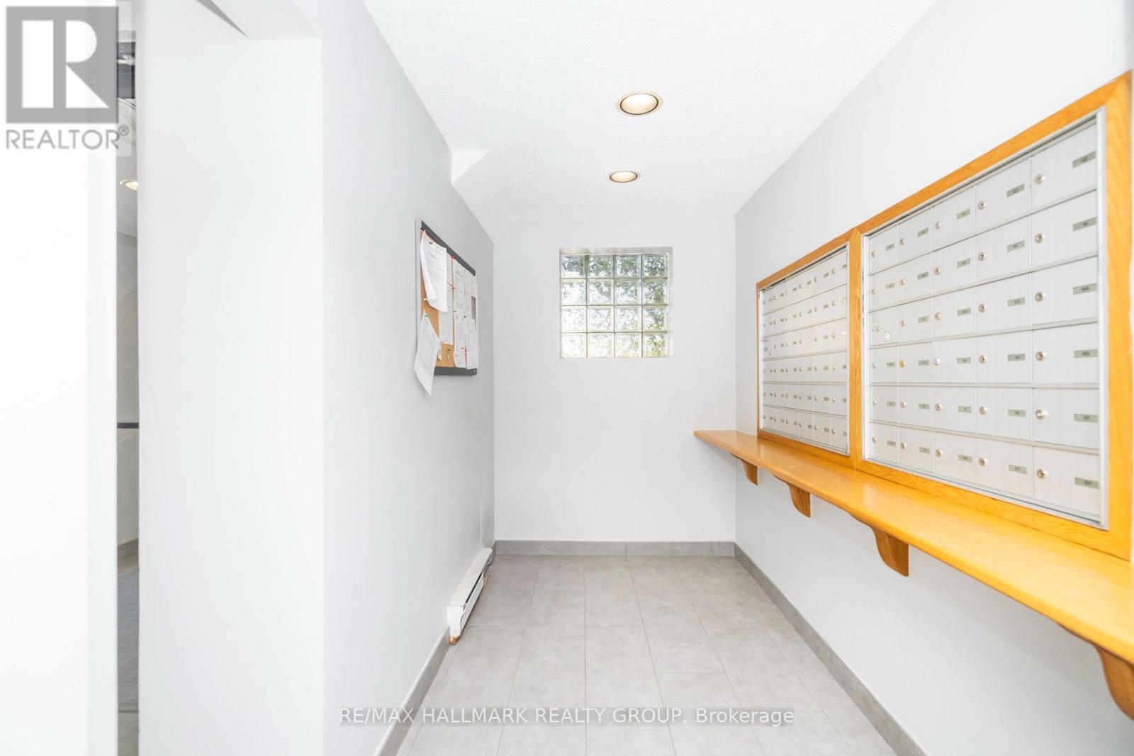 203 - 345 Centrum Boulevard, Ottawa, Ontario  K1E 3W9 - Photo 20 - X12575306