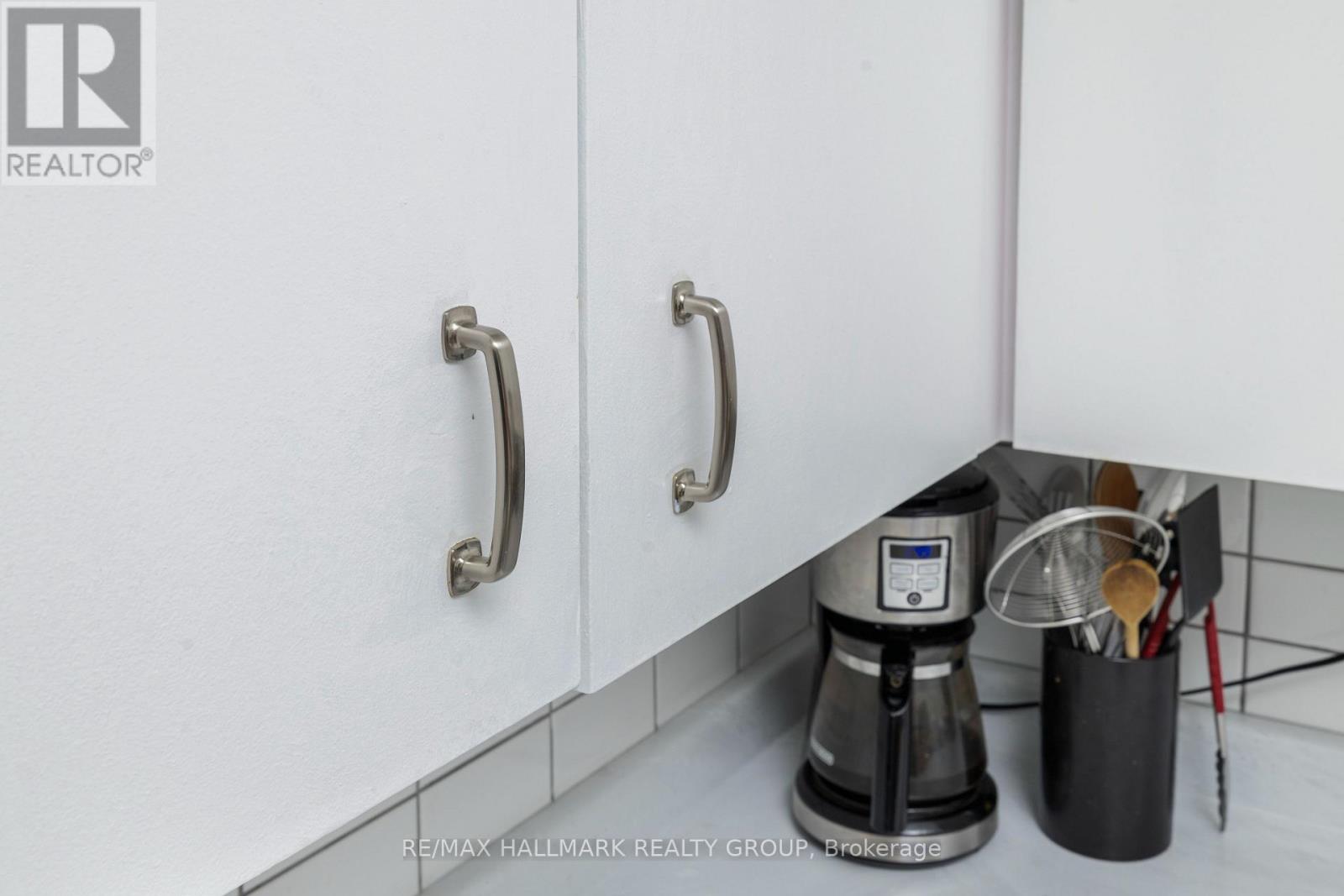 203 - 345 Centrum Boulevard, Ottawa, Ontario  K1E 3W9 - Photo 9 - X12575306