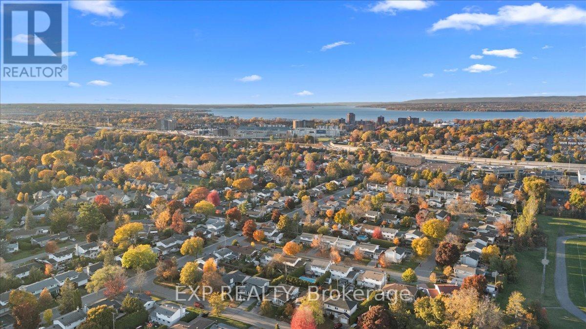 2670 Stone Crescent N, Ottawa, Ontario  K2H 6Z1 - Photo 11 - X12575308