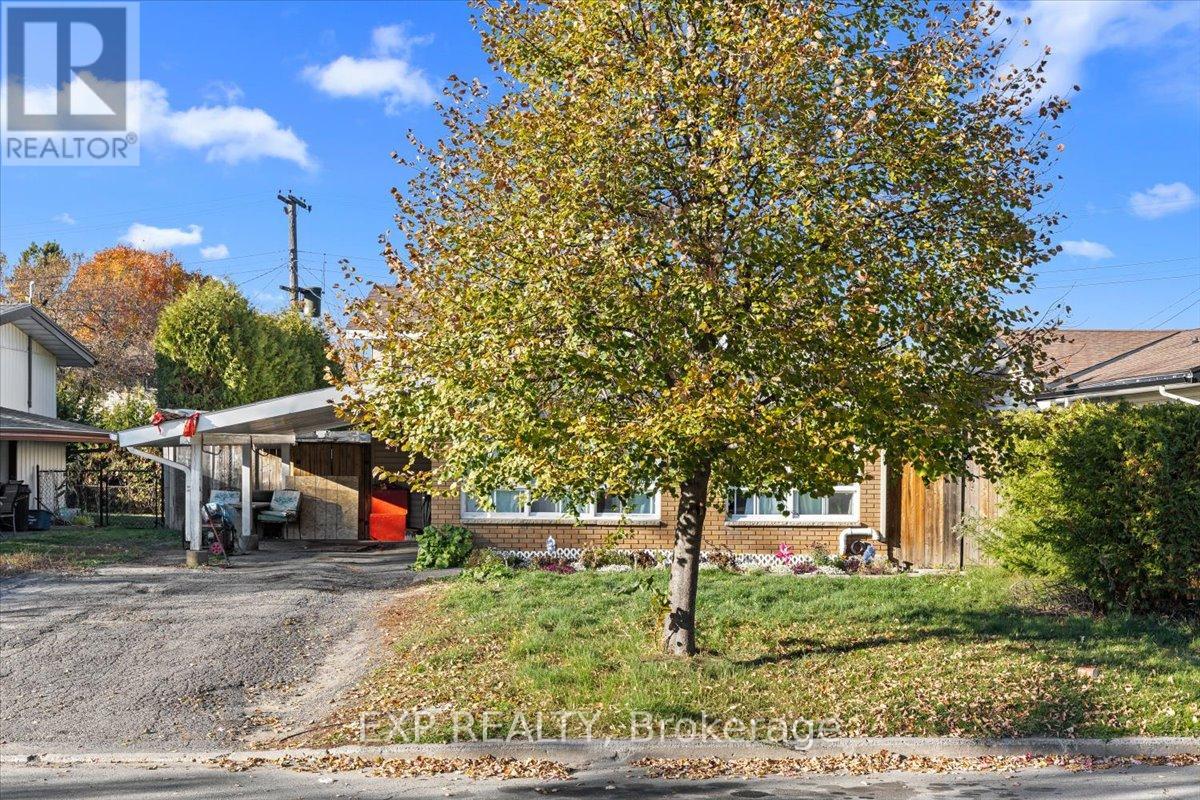 2670 Stone Crescent N, Ottawa, Ontario  K2H 6Z1 - Photo 13 - X12575308