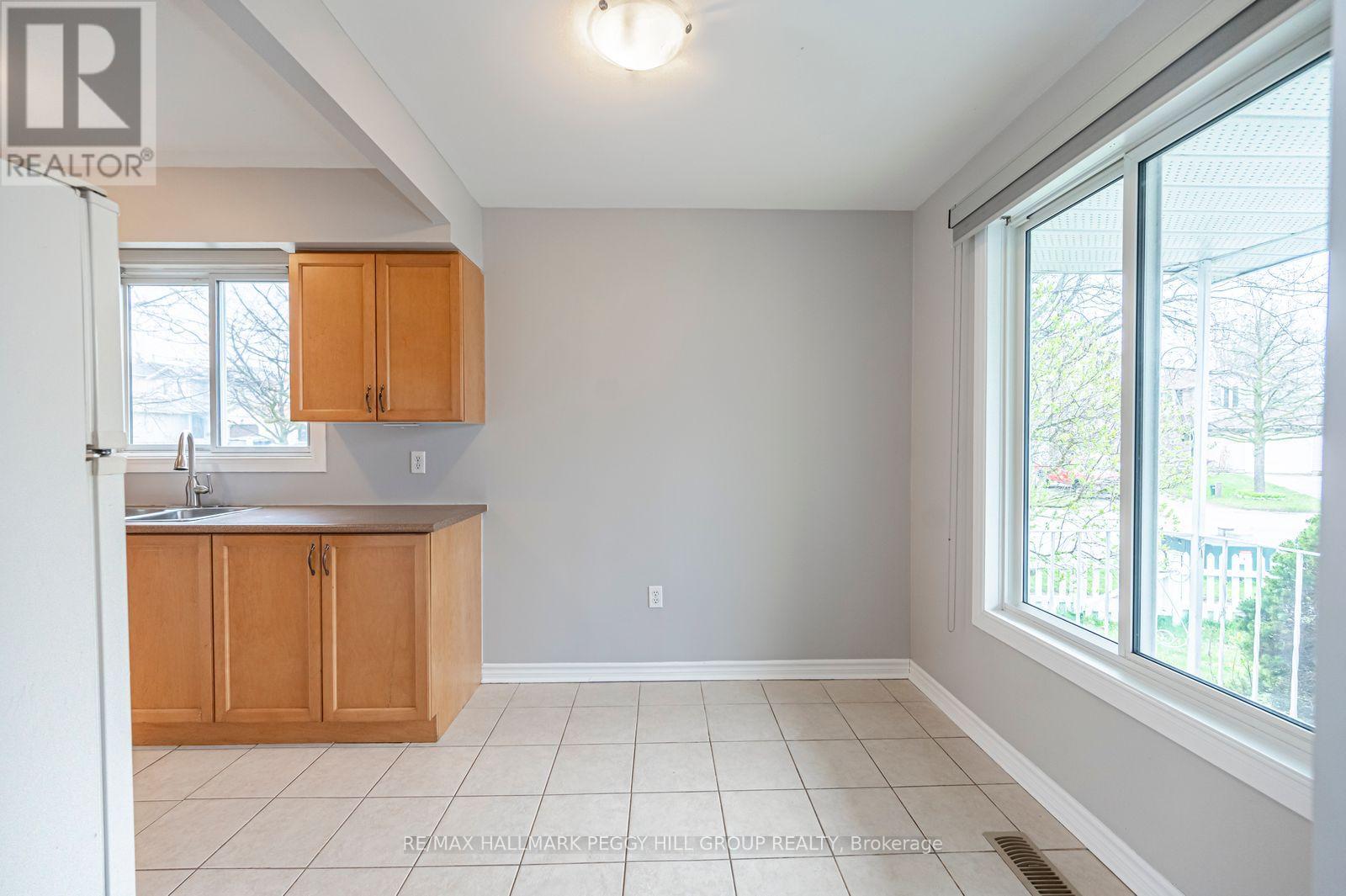 14 D'ambrosio Drive, Barrie, Ontario  L4N 6V6 - Photo 3 - S12575036