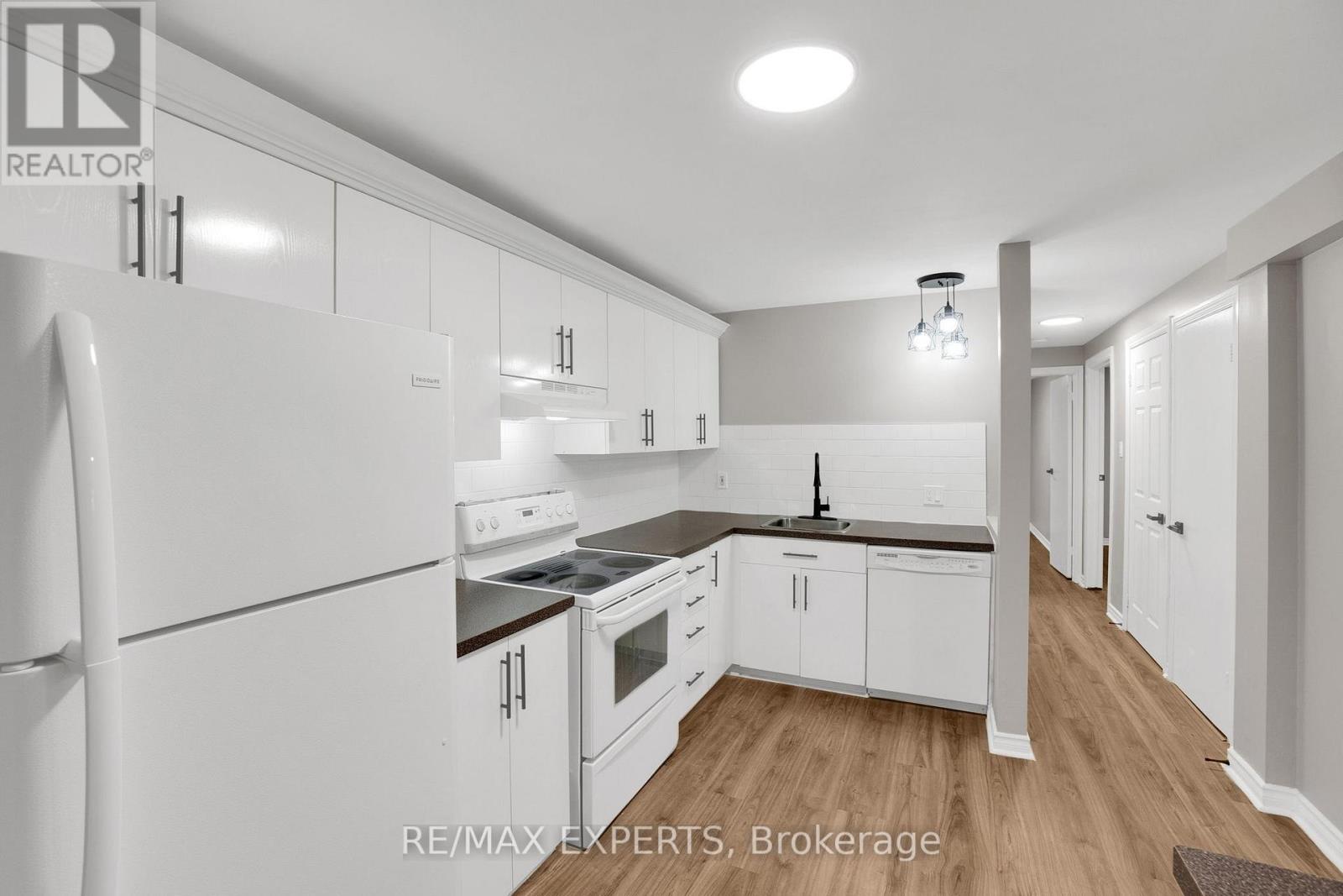 Bsmt - 4 Frost Trail, Barrie, Ontario  L4N 5V8 - Photo 5 - S12575080