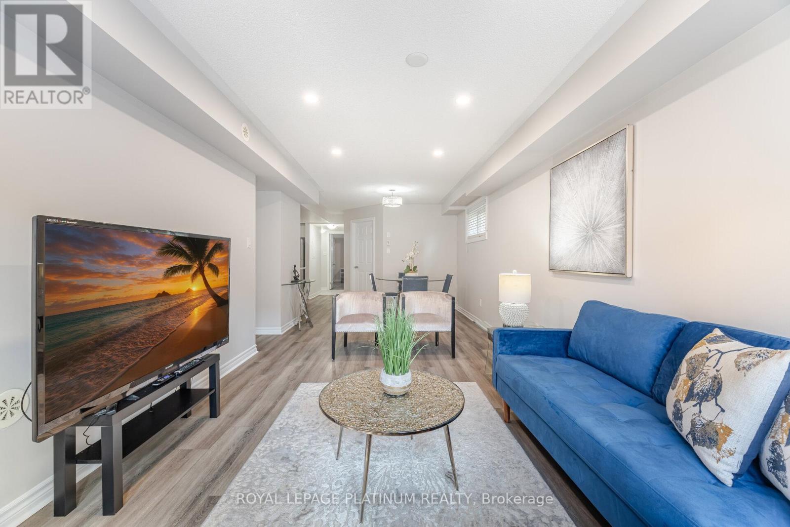 9-01 - 2420 Baronwood Drive, Oakville, Ontario  L6M 0X6 - Photo 16 - W12412005