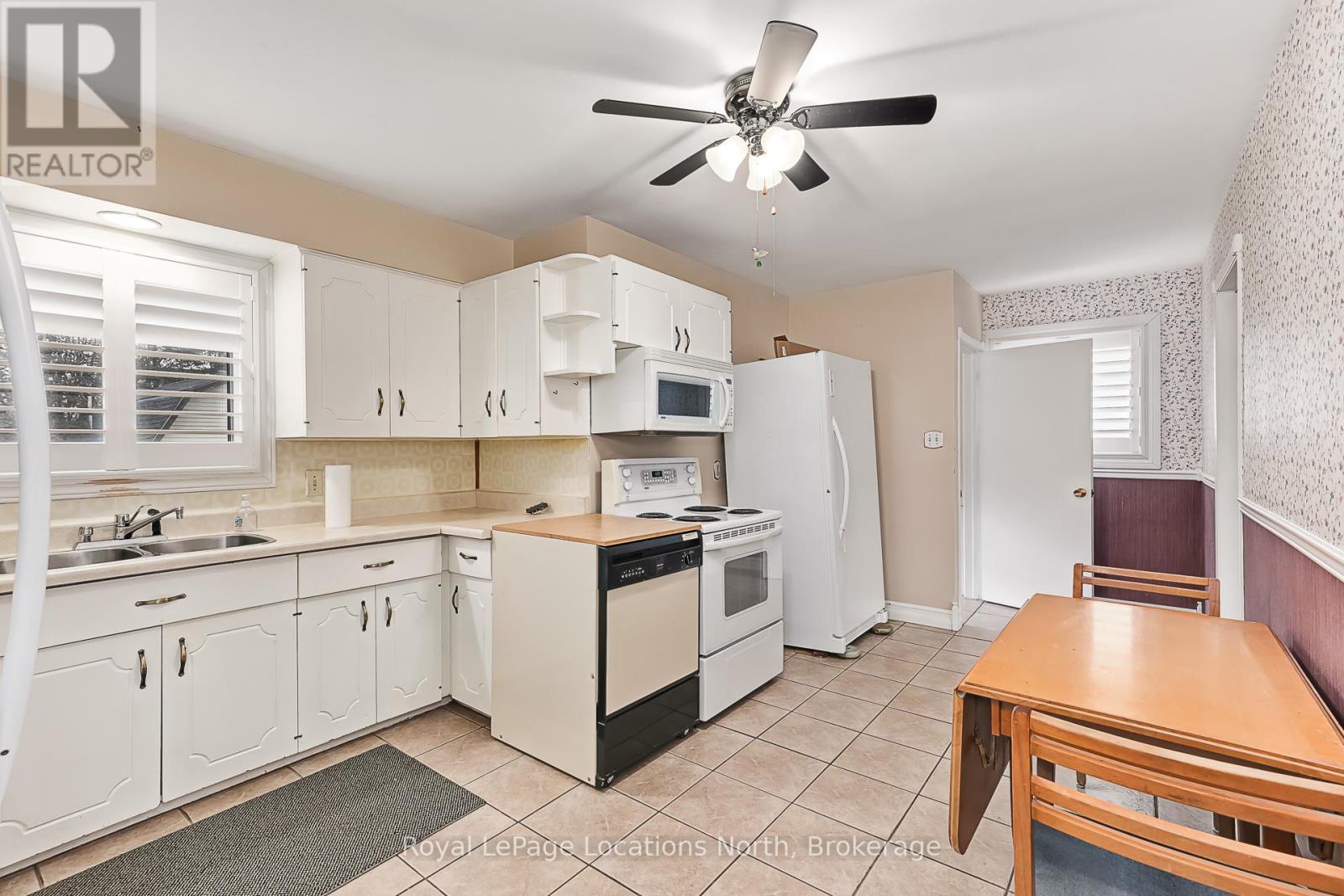 35 Walnut Street, Collingwood, Ontario L9Y 3C3 - Photo 11 - S12575196