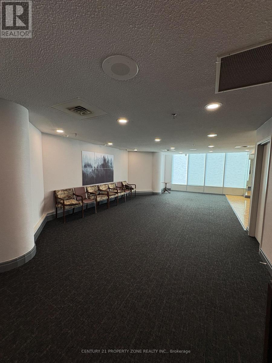 101 - 330 Mill Street S, Brampton, Ontario  L6Y 3V3 - Photo 22 - W12575084