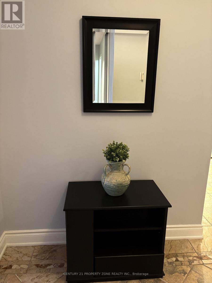 101 - 330 Mill Street S, Brampton, Ontario  L6Y 3V3 - Photo 3 - W12575084