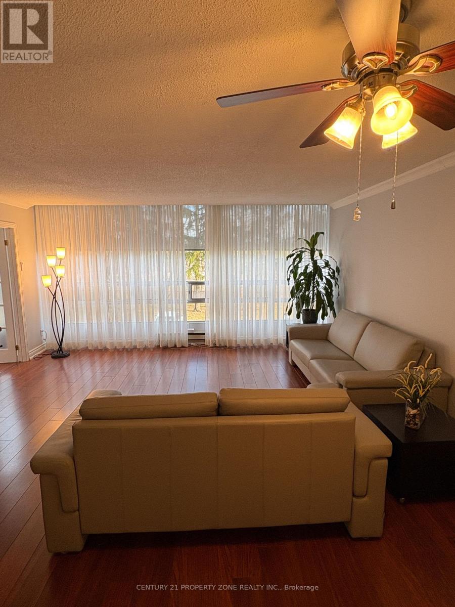 101 - 330 Mill Street S, Brampton, Ontario  L6Y 3V3 - Photo 4 - W12575084