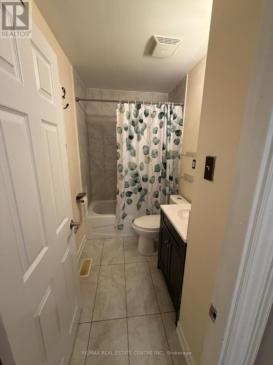 1462 Sixth Line, Oakville, Ontario  L6H 1X7 - Photo 15 - W12575094