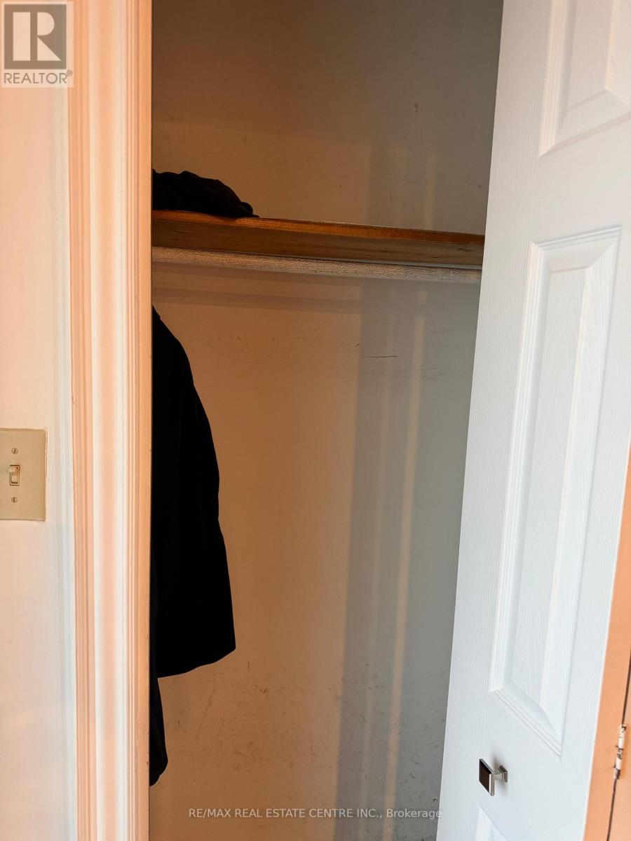 1462 Sixth Line, Oakville, Ontario  L6H 1X7 - Photo 17 - W12575094