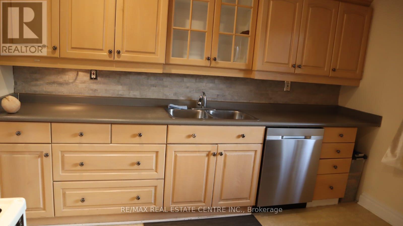 1462 Sixth Line, Oakville, Ontario  L6H 1X7 - Photo 23 - W12575094