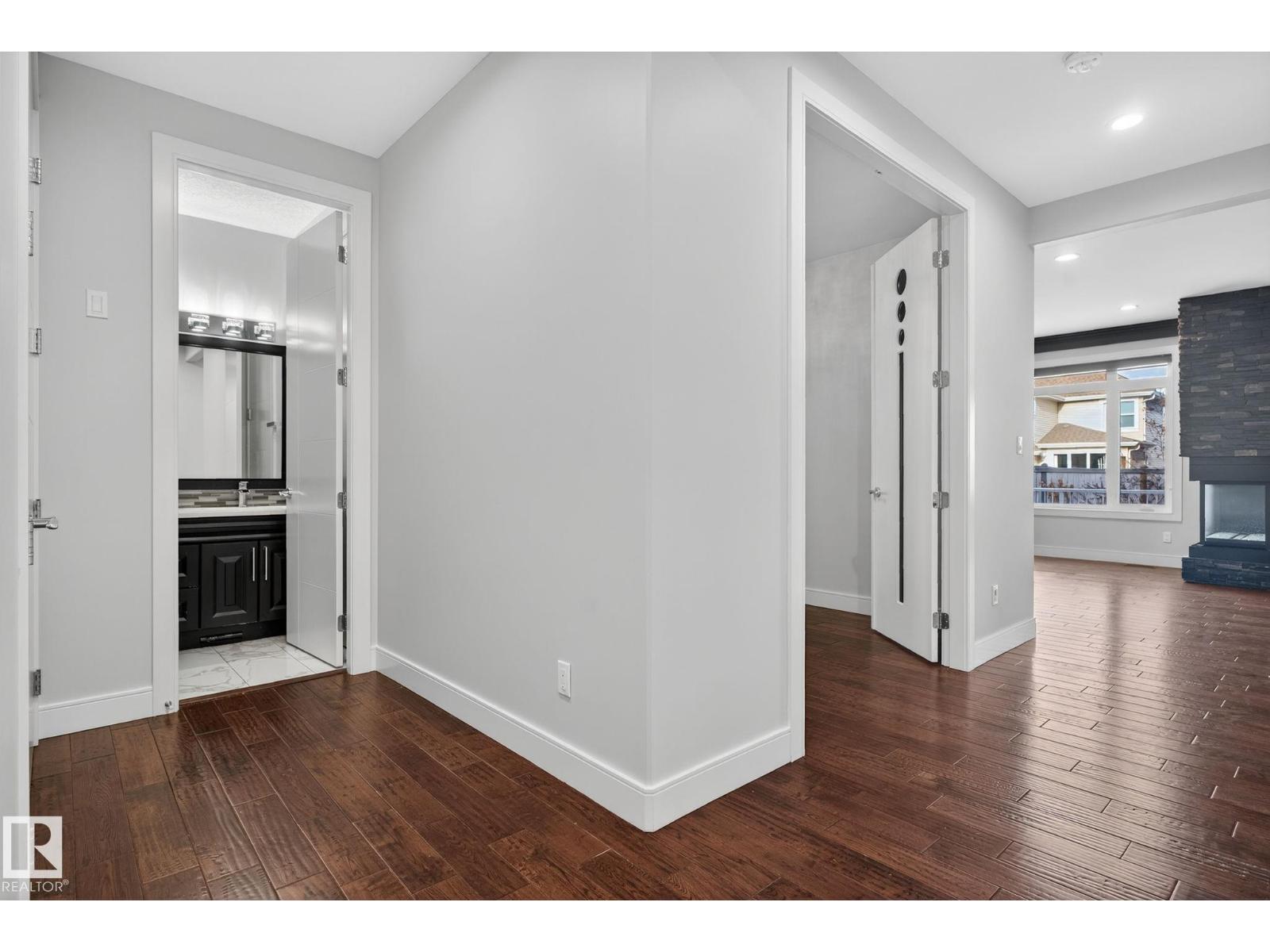 8536 19 Avenue Sw, Edmonton, Alberta  T6X 0R6 - Photo 13 - E4465015