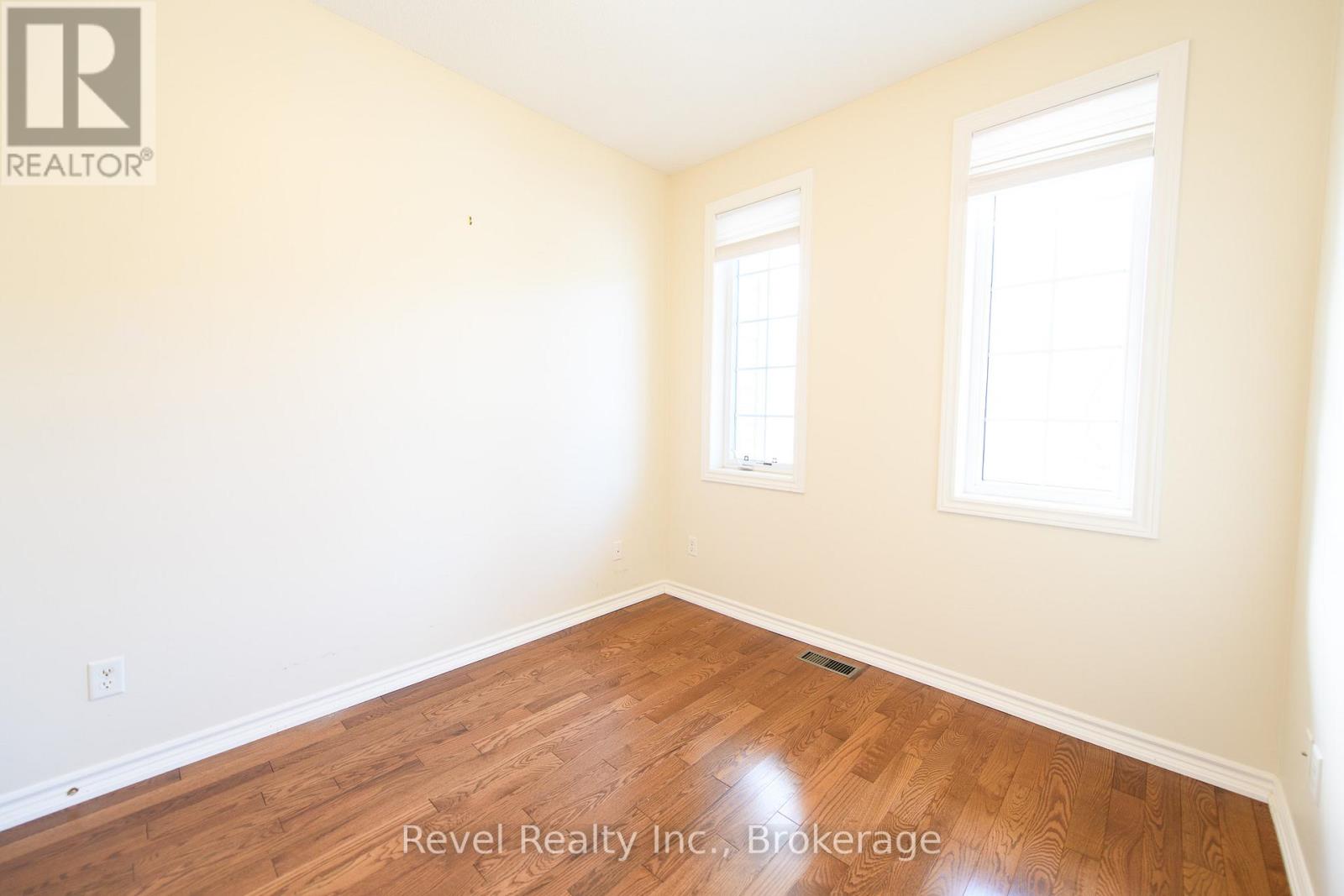 19 - 110 Napier Street W, Blue Mountains, Ontario  N0H 2P0 - Photo 11 - X12575160