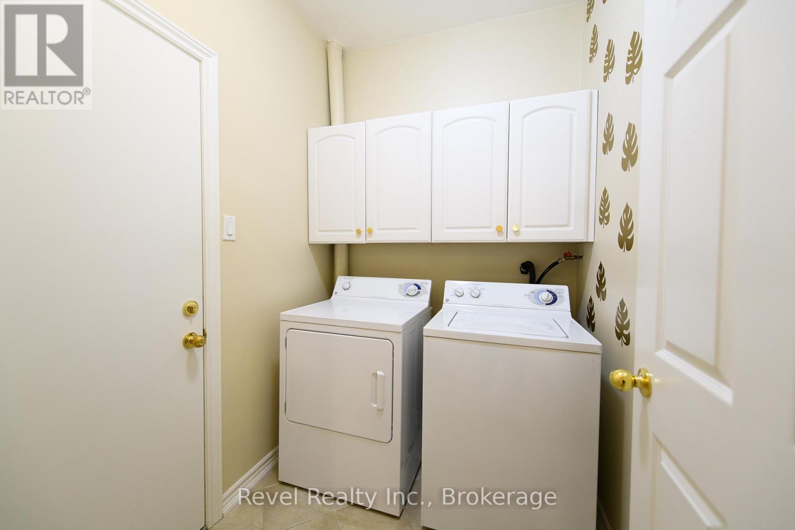 19 - 110 Napier Street W, Blue Mountains, Ontario  N0H 2P0 - Photo 18 - X12575160