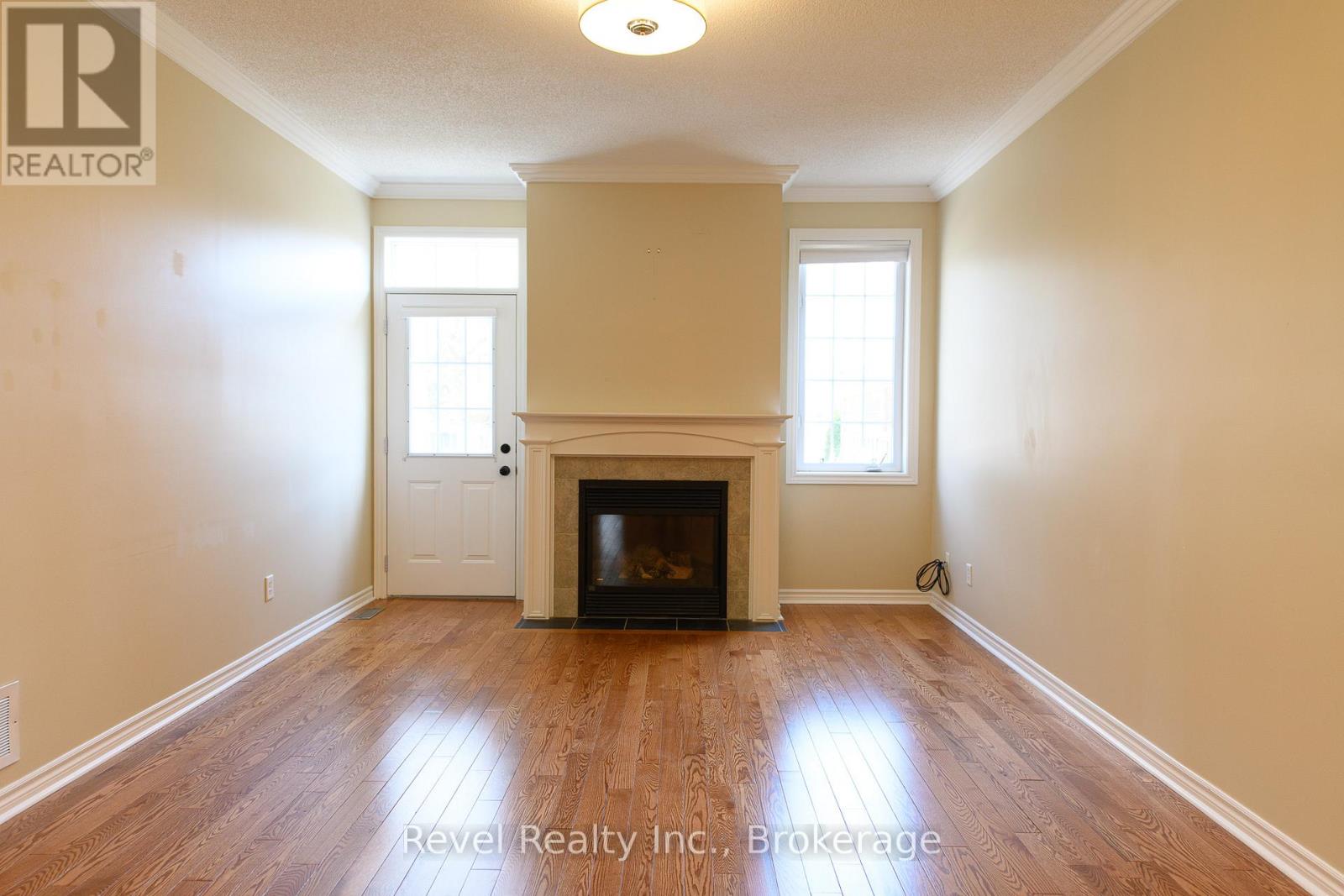 19 - 110 Napier Street W, Blue Mountains, Ontario  N0H 2P0 - Photo 3 - X12575160