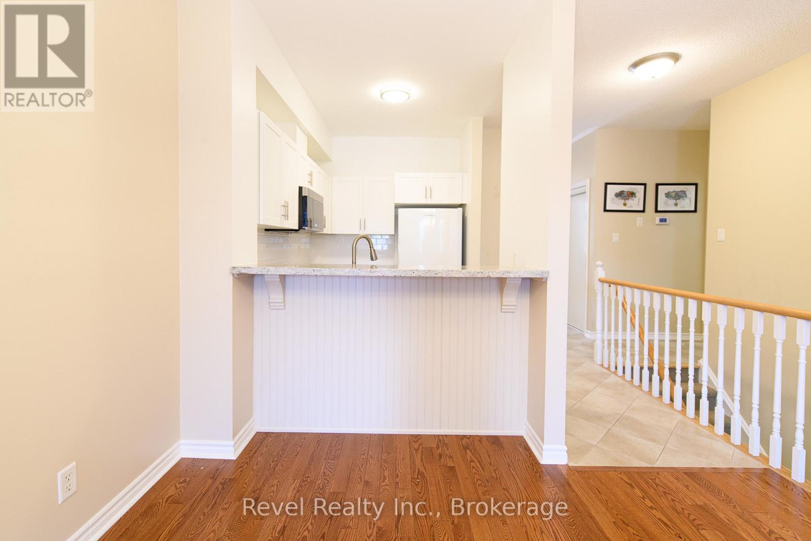 19 - 110 Napier Street W, Blue Mountains, Ontario  N0H 2P0 - Photo 5 - X12575160