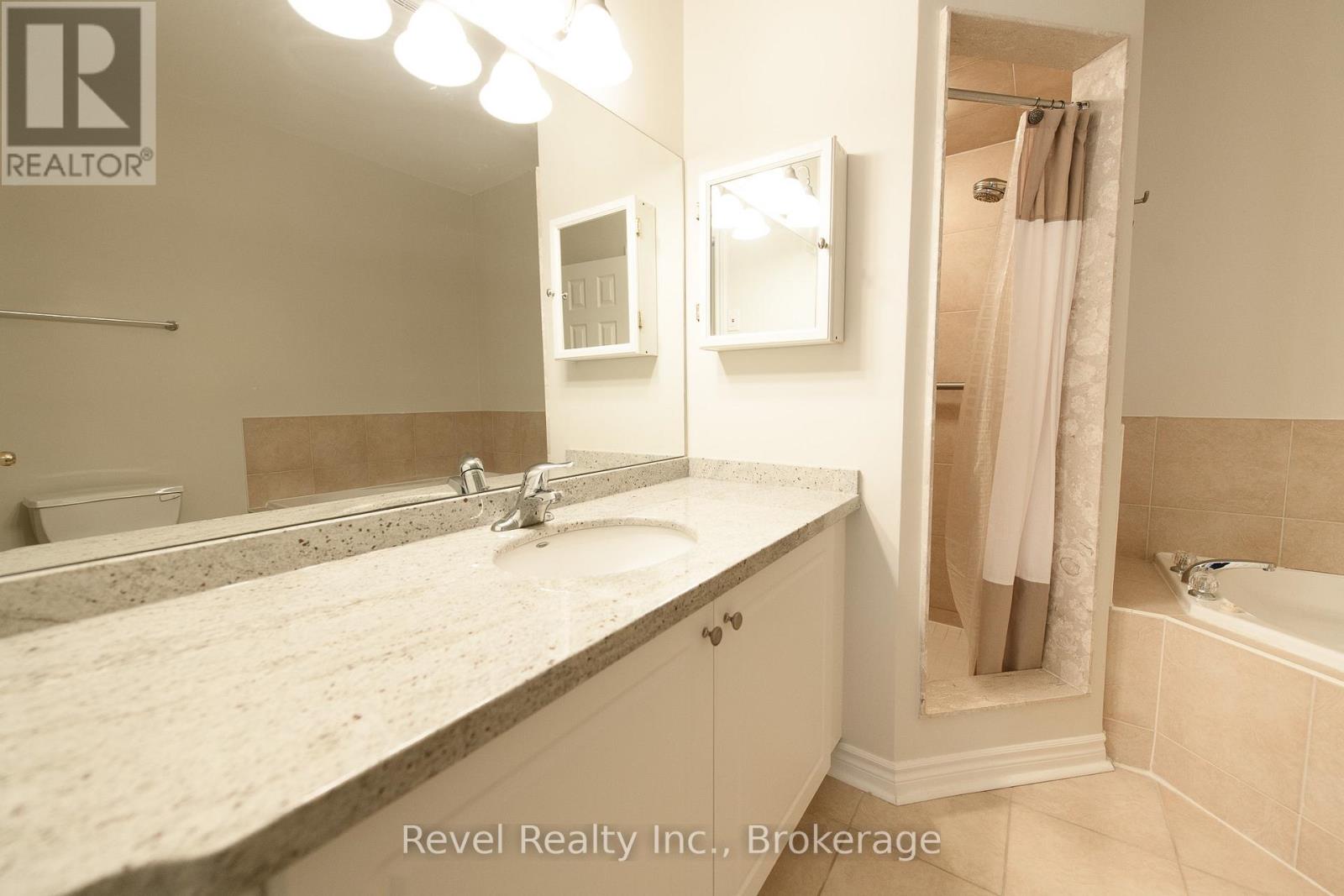 19 - 110 Napier Street W, Blue Mountains, Ontario  N0H 2P0 - Photo 8 - X12575160