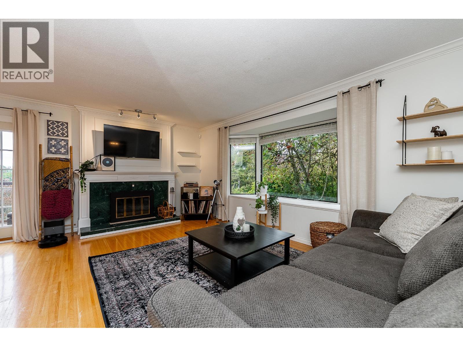 2988 Fleet Street, Coquitlam, British Columbia  V3C 3R8 - Photo 4 - R3061534