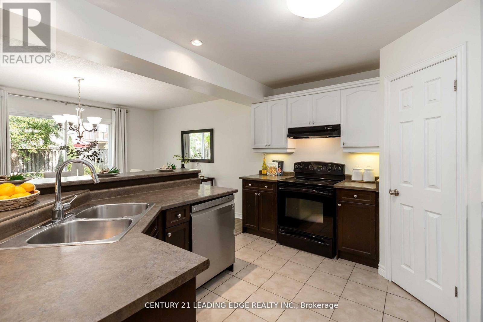 1171 Fogerty Street, London North, Ontario  N5X 4P3 - Photo 24 - X12575012