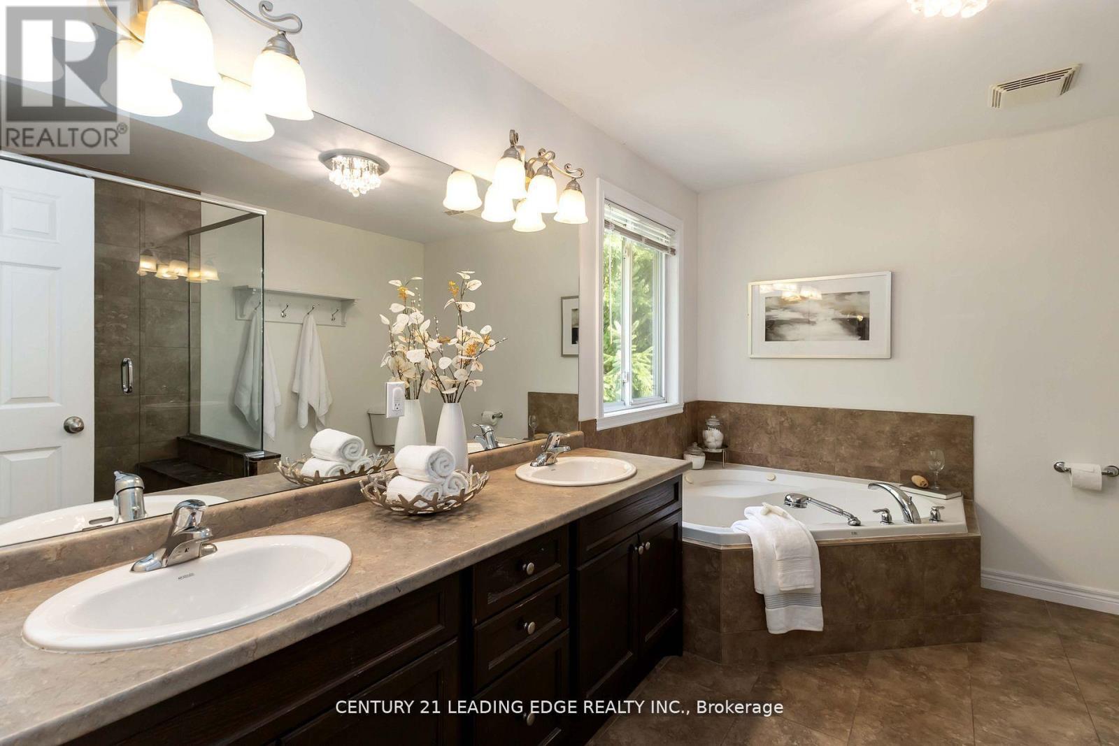 1171 Fogerty Street, London North, Ontario  N5X 4P3 - Photo 38 - X12575012