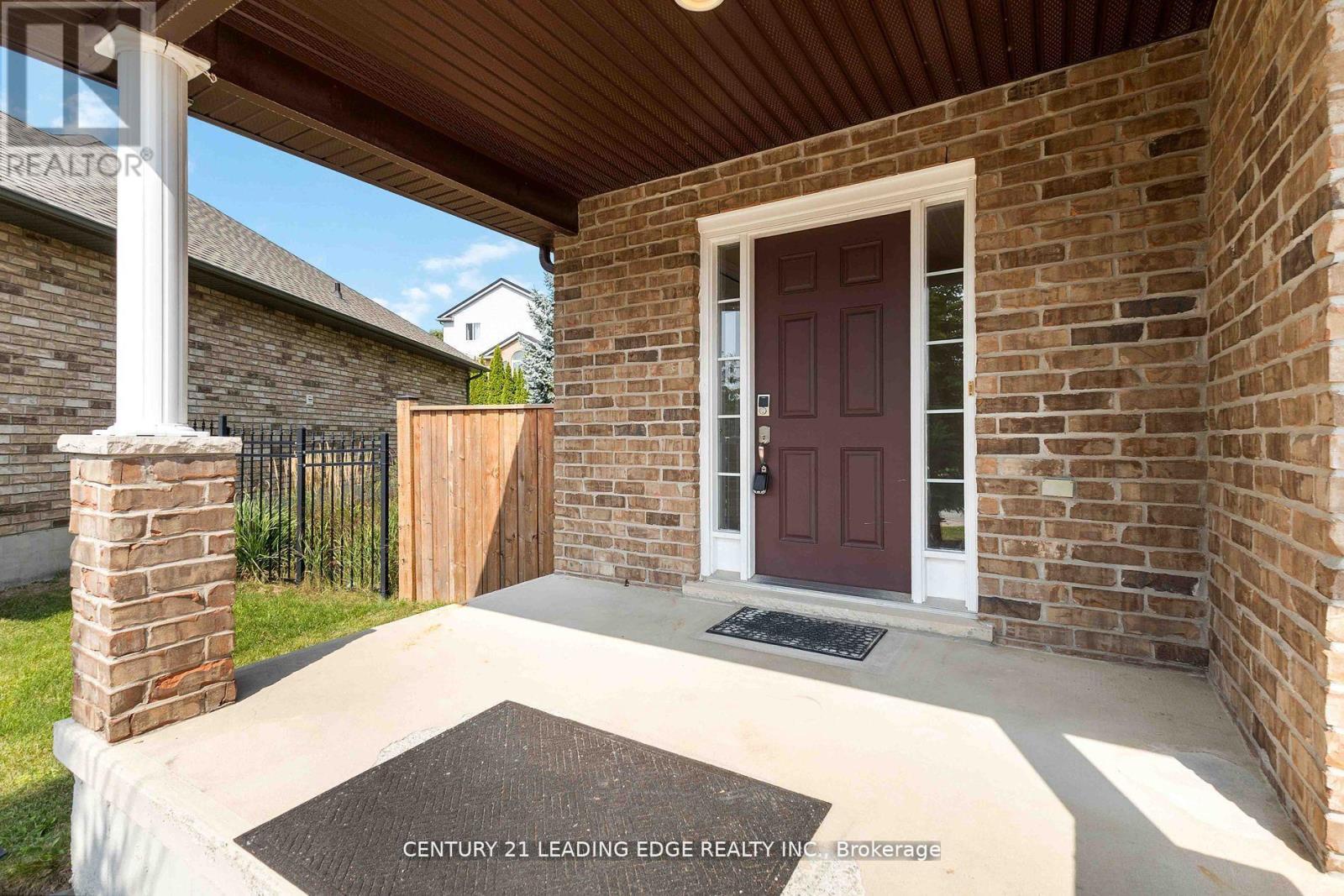 1171 Fogerty Street, London North, Ontario  N5X 4P3 - Photo 4 - X12575012